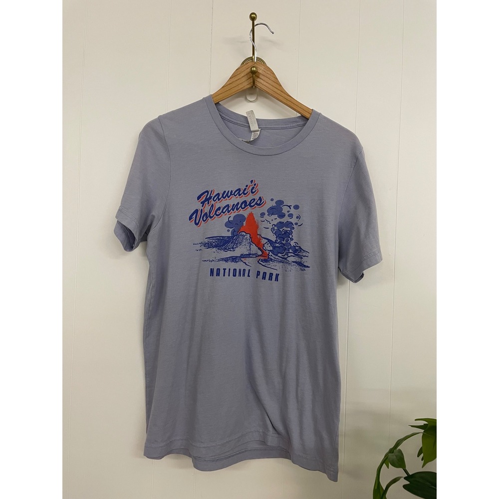 Bella Canvas Hawaii Volcanoes National Park Graphic T-Shirt Purple Large
